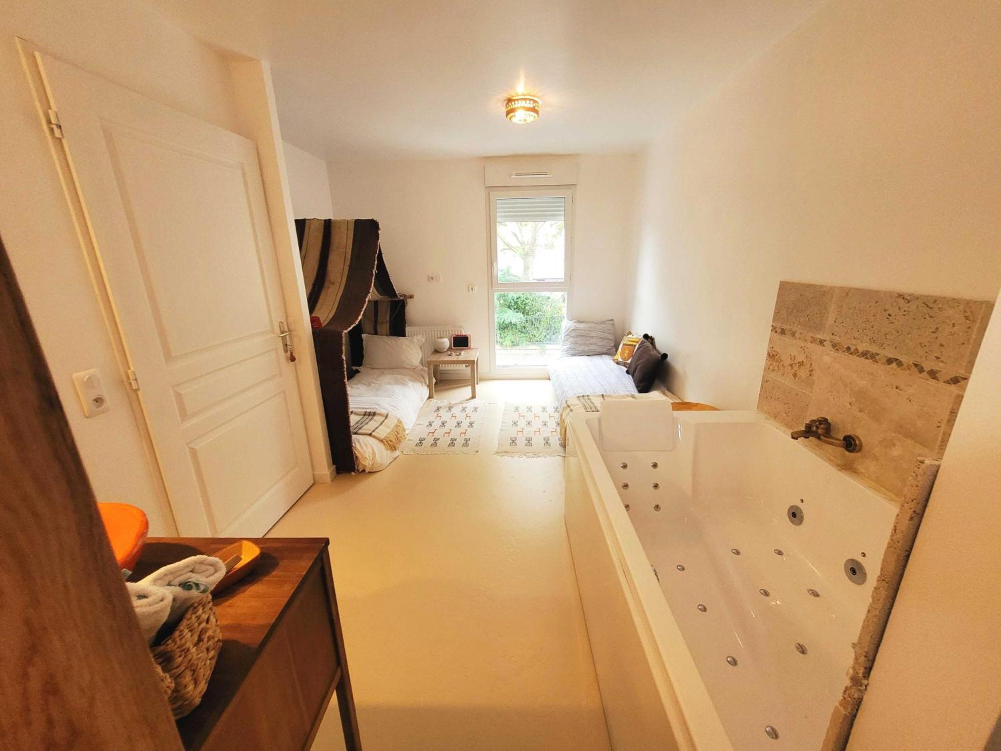 Dream Of Mediterranean House, Jacuzzi, Bbq, Delices Ensoleilles 萨特鲁维尔 外观 照片