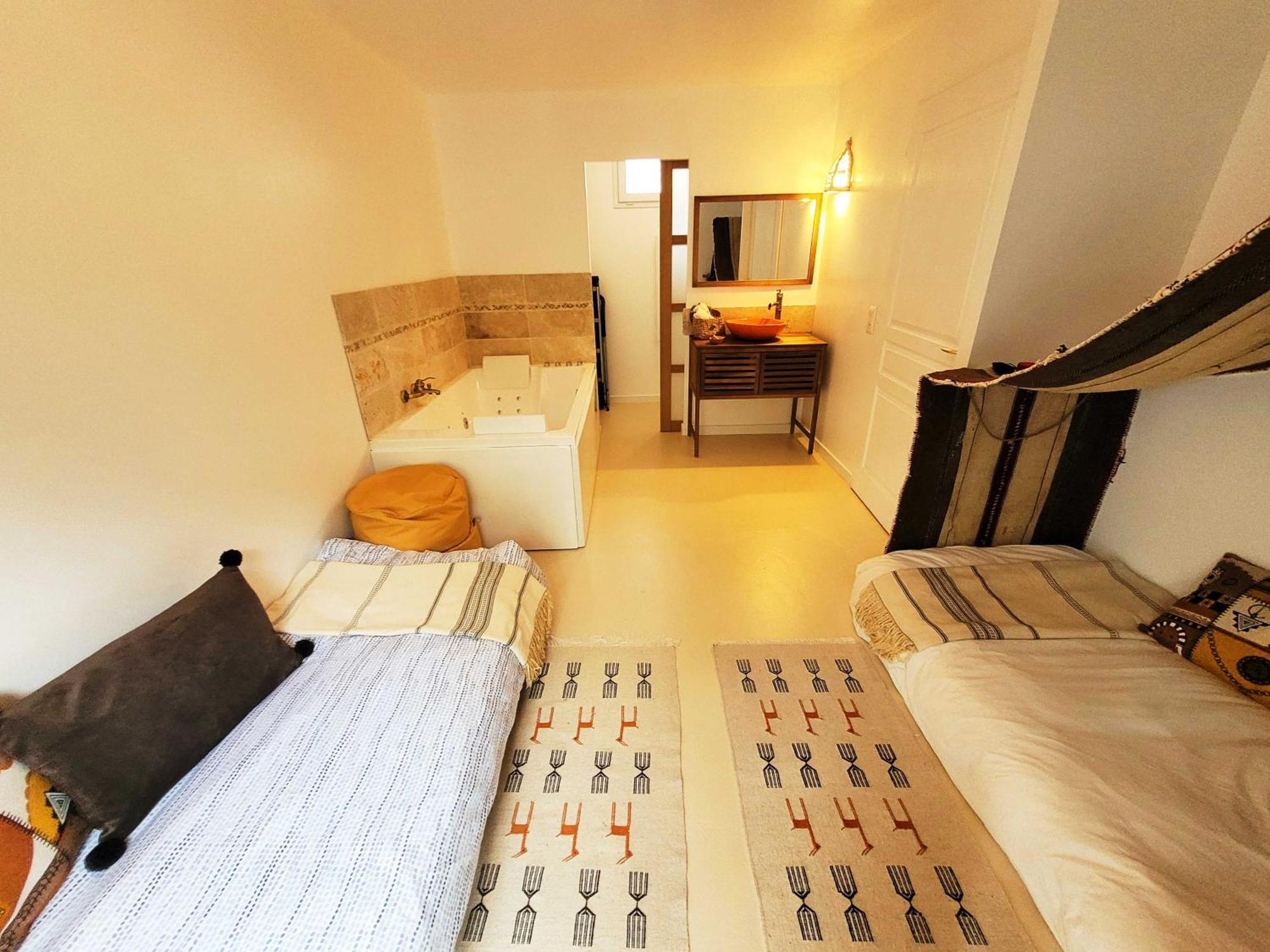 Dream Of Mediterranean House, Jacuzzi, Bbq, Delices Ensoleilles 萨特鲁维尔 外观 照片