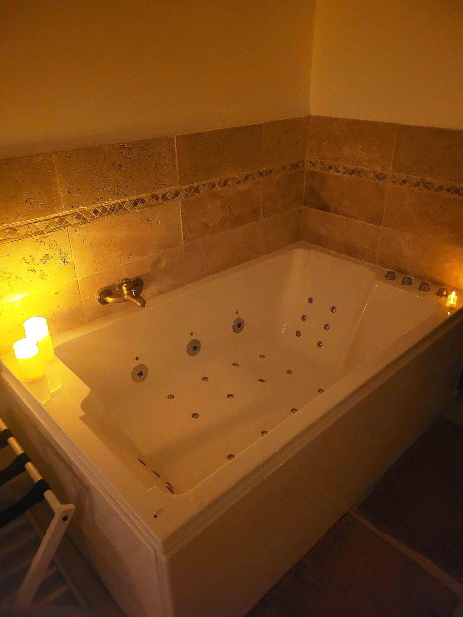 Dream Of Mediterranean House, Jacuzzi, Bbq, Delices Ensoleilles 萨特鲁维尔 外观 照片