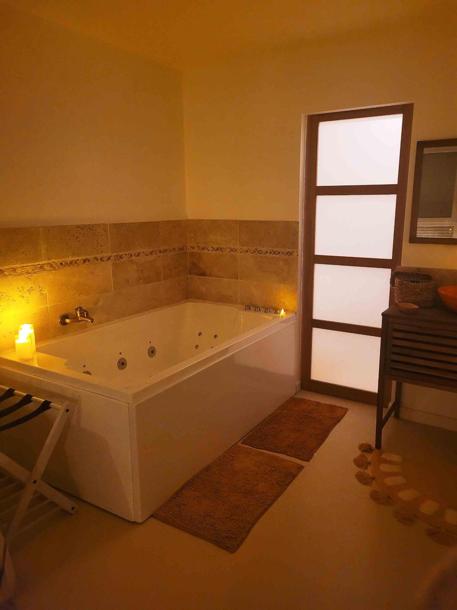 Dream Of Mediterranean House, Jacuzzi, Bbq, Delices Ensoleilles 萨特鲁维尔 外观 照片